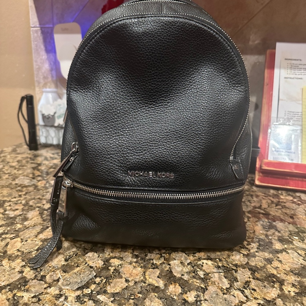 Michael Kors Rhea Medium Backpack